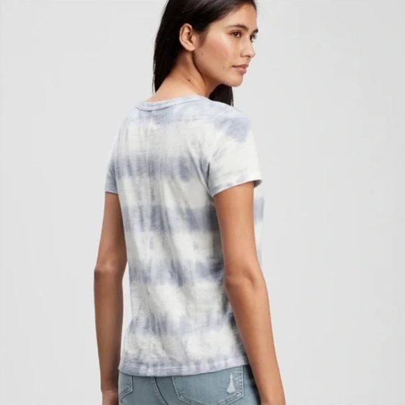 Gap | NWT ForeverSoft Scoopneck T-Shirt 💠 - Picture 2 of 6